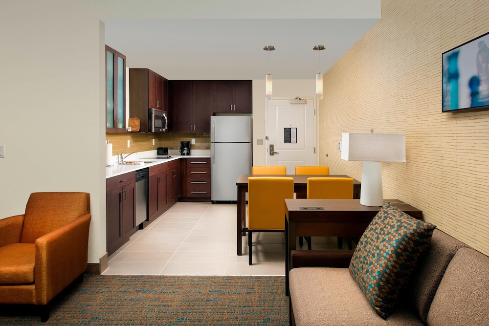 Studio, Multiple Beds