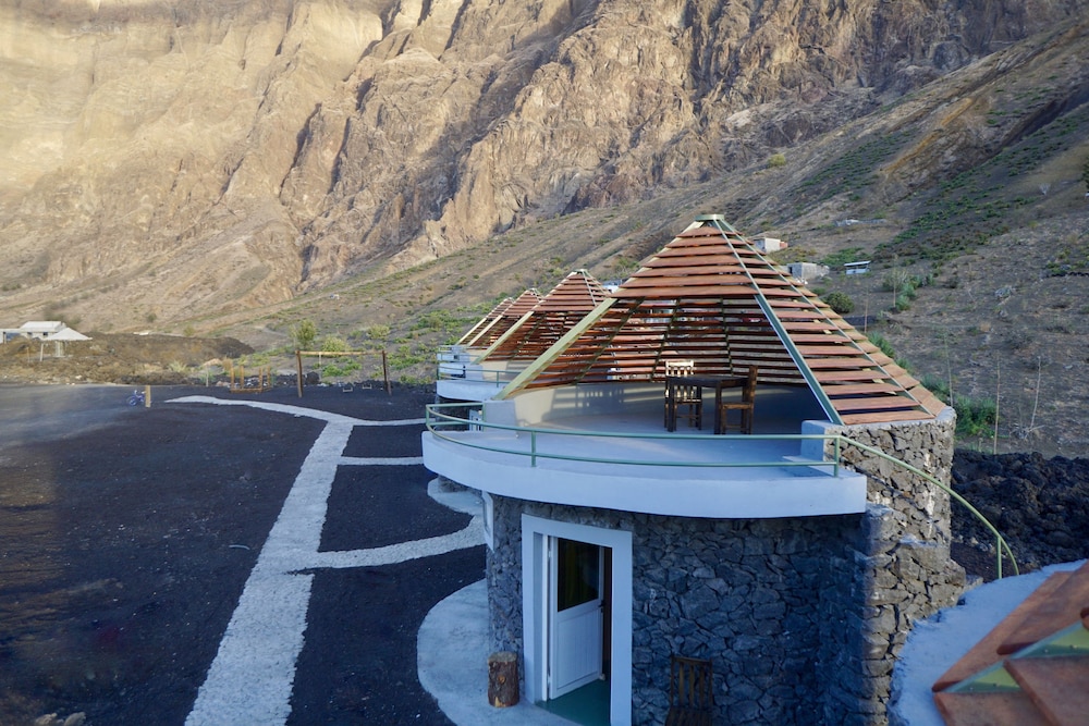 Traditional Bungalow, Multiple Beds, Accessible, Non Smoking