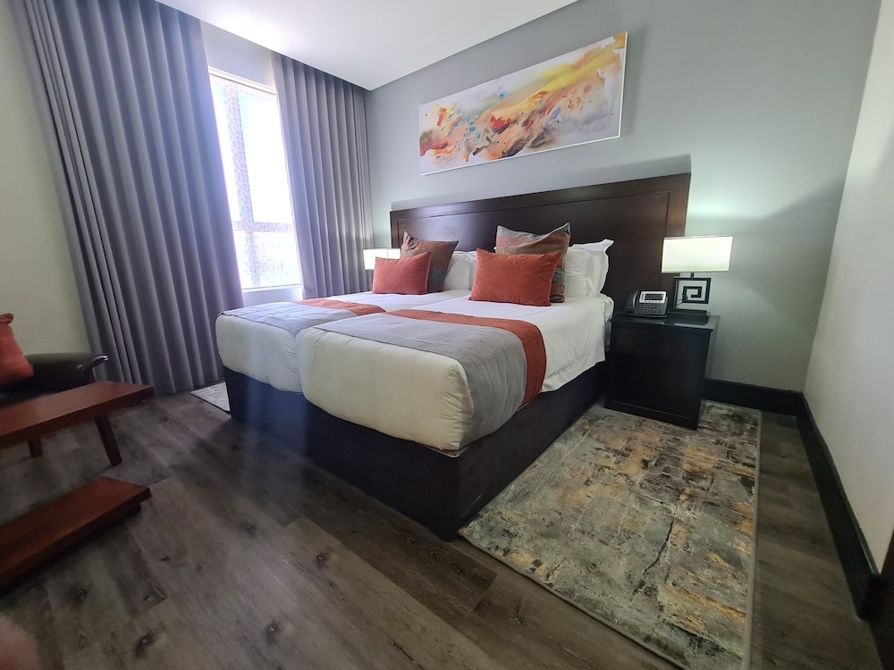 Standard Twin Room - Photo 5