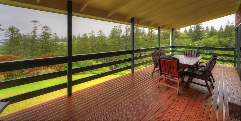 Panoramic Apartment, 2 Bedrooms, Balcony, Ocean View photo 2