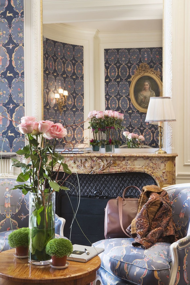 Traditional Room (in the castle or pavilions) photo 1