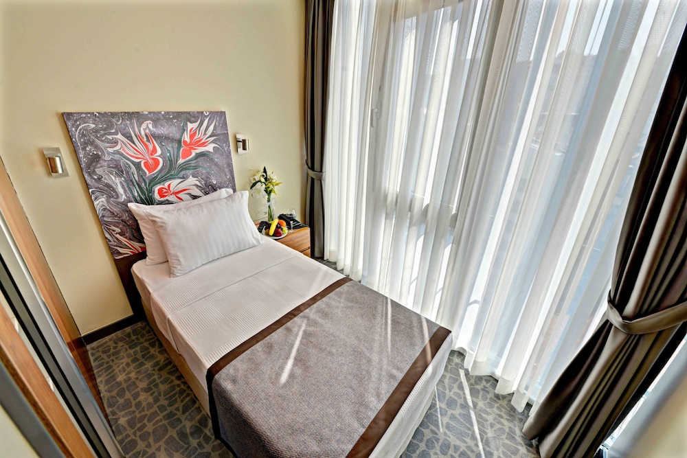 Economy Double Or Twin Room photo 2