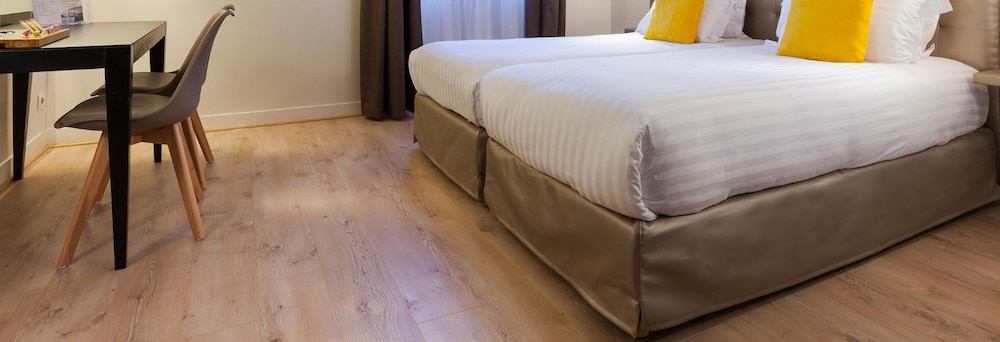 Standard Twin Room photo 2
