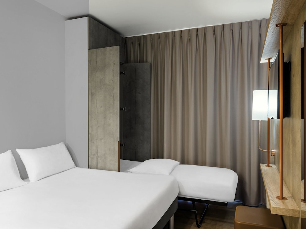 Triple Room, Multiple Beds photo 1