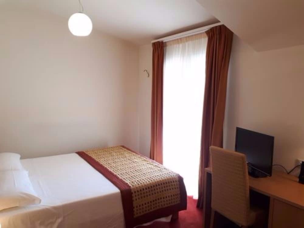 Economy Room - Photo 1
