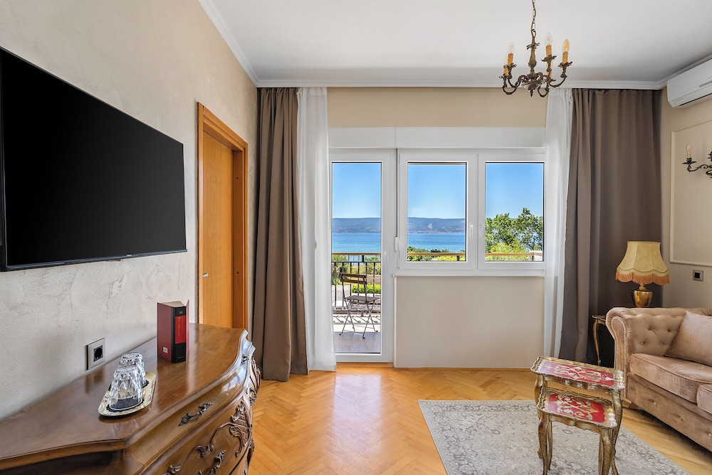 Superior Suite, Sea View photo 3