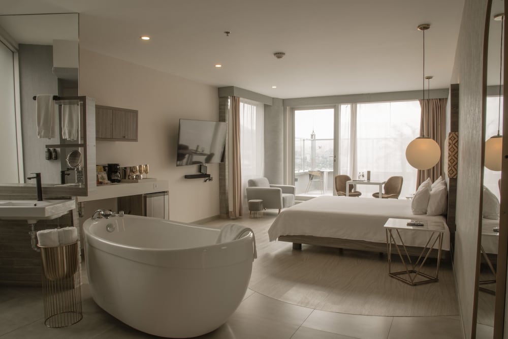 Exclusive Studio Suite, Terrace