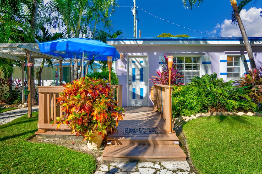 Bahia Honda Efficiency Cottage