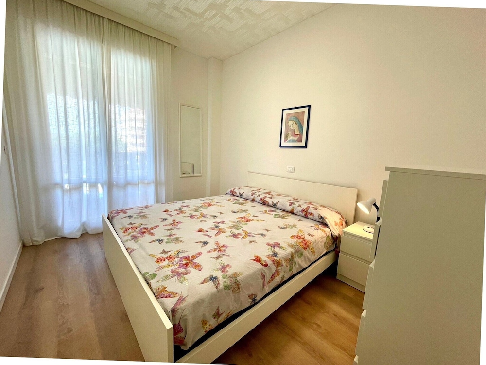 Apartment, 1 Bedroom, Balcony, Pool View