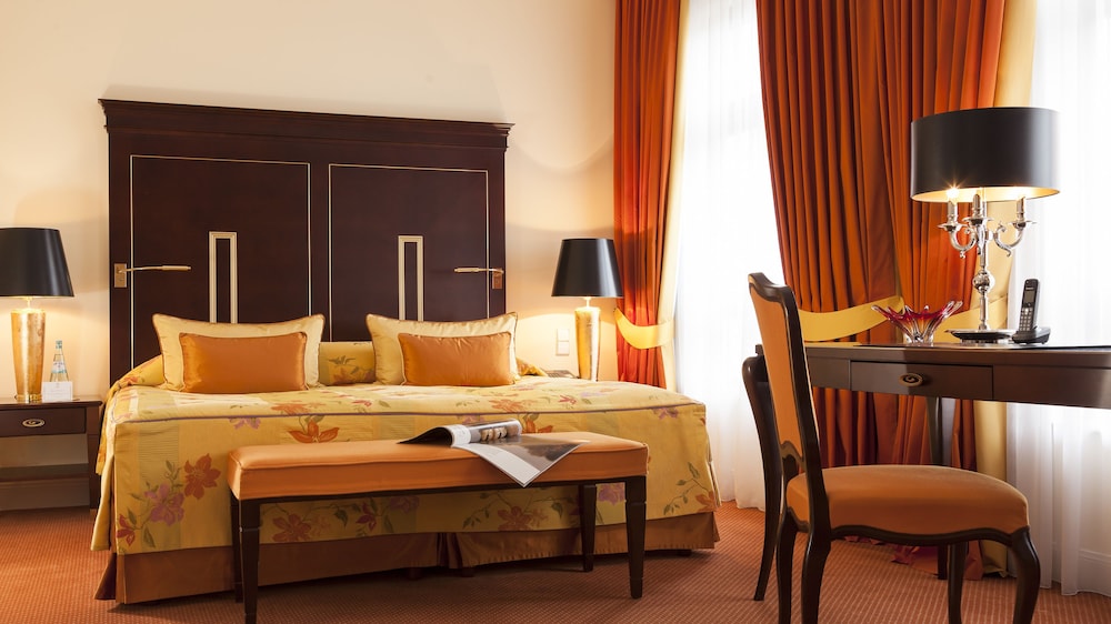 Deluxe Double Room - Photo 1