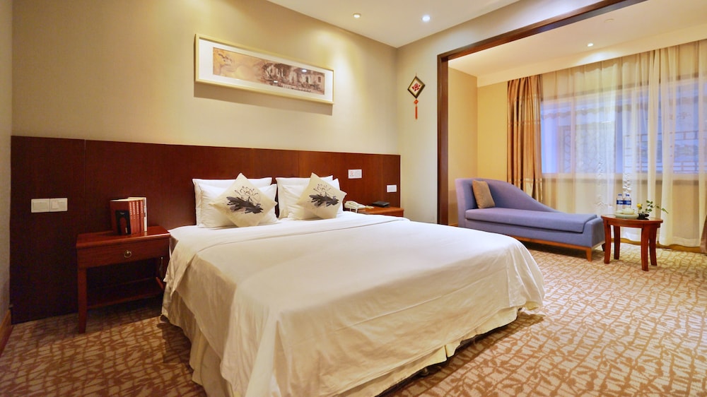 Elegant Double Room