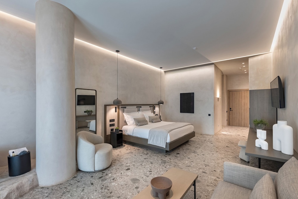 CHRONOS Suite with Jacuzzi and Sea View - Photo 3