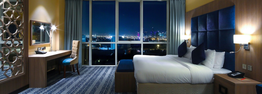Premier Studio, 1 King Bed photo 1