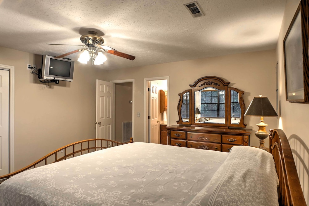 House (2 Bedrooms) photo 3