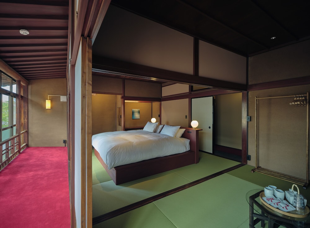 Deluxe Double or Twin Room, Garden View