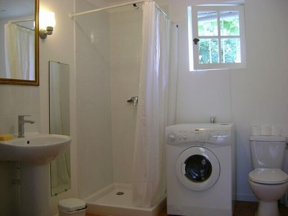 Family House photo 3