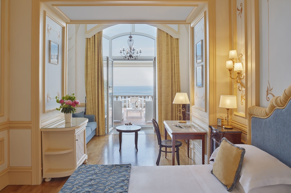 Deluxe Double Room, Balcony, Sea View - Photo 9