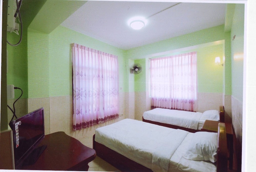 Superior Twin Room ( Upper Floor) photo 1