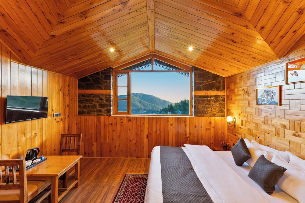 Executive Double Room, Balcony, Garden View photo 3