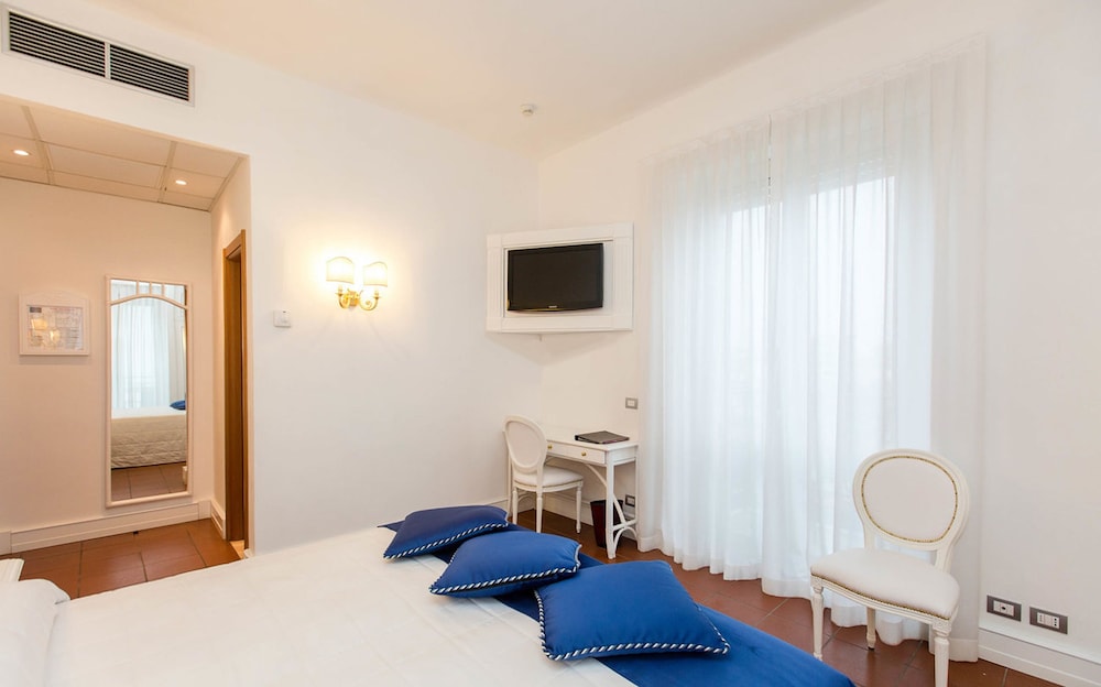 Double Room, Balcony, Sea View (Panoramic) - Photo 3