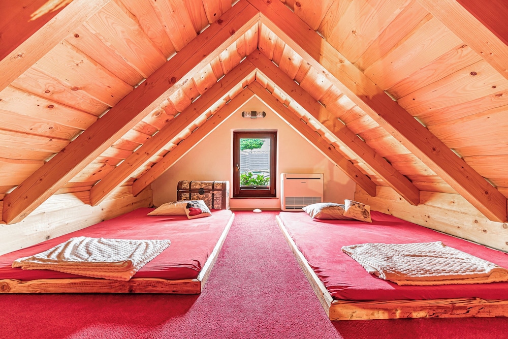 Family House, 1 Bedroom, Mountainside (Secret Wellness Pool Sauna And) photo 1