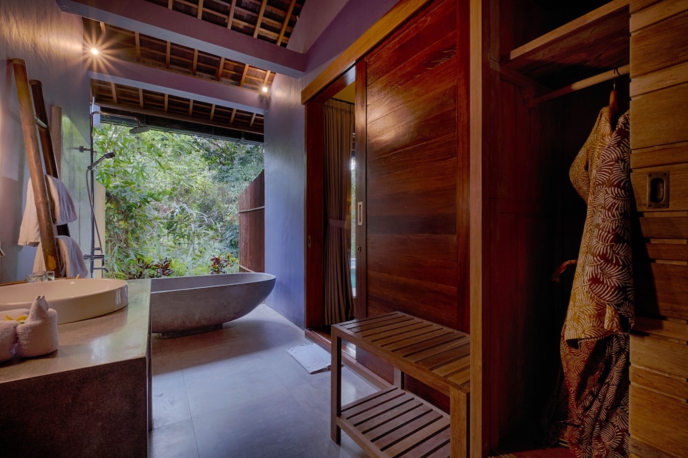 Two-Bedroom Pool Villa with Valley View