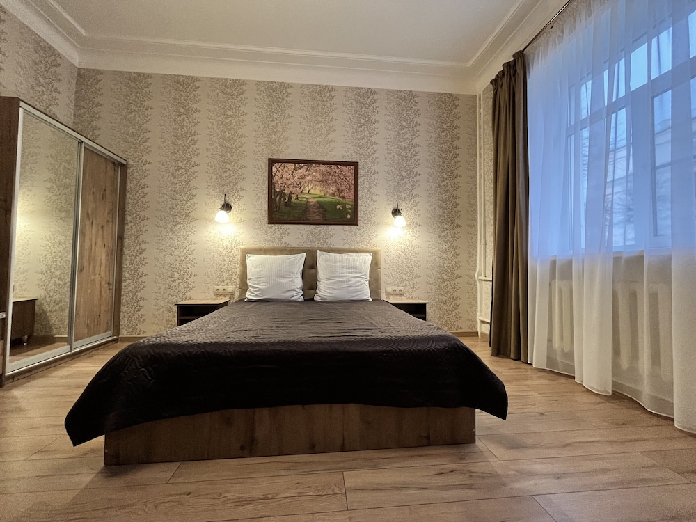 Family Studio Suite, 1 Bedroom, Non Smoking, Courtyard View