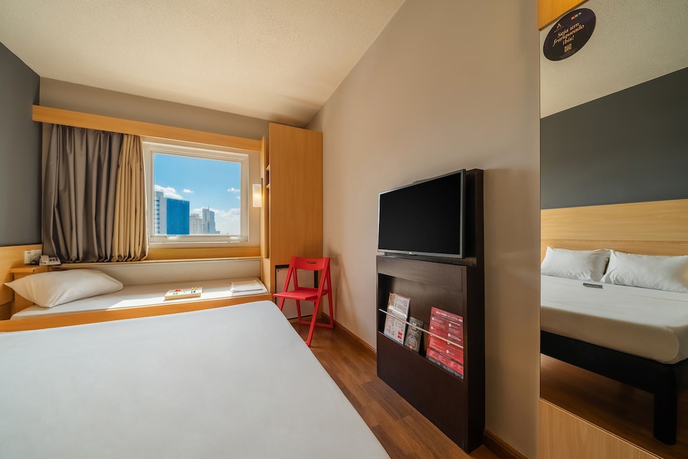 Standard Apartment, Multiple Beds photo 2