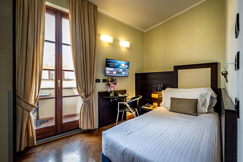 Superior Single Room with Balcony photo 1