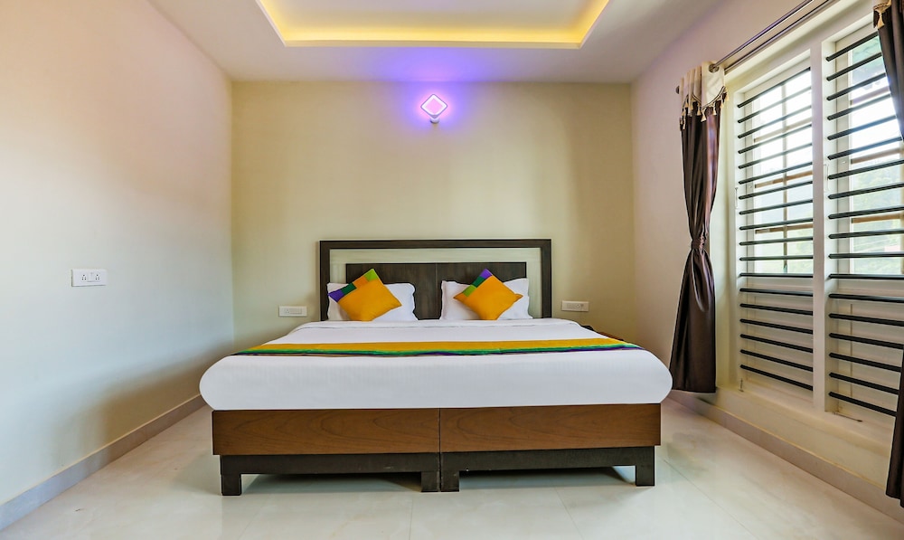 Deluxe Room - Photo 2