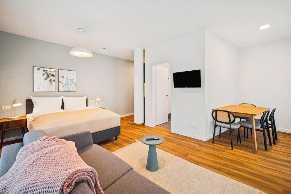 Comfort Suite with Sofa Bed