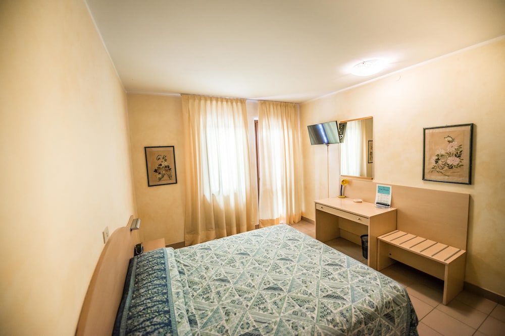 Double Room Ground Floor photo 3