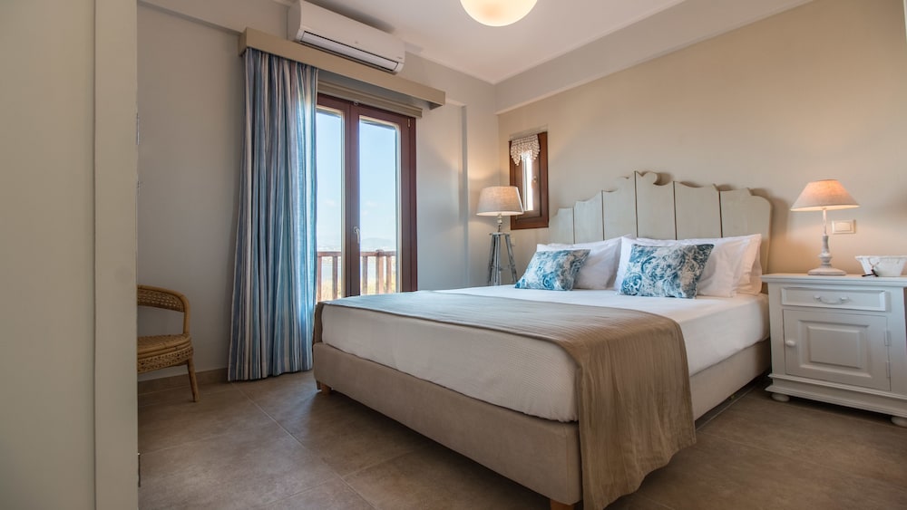 Apartment, 1 Bedroom, Partial Sea View
