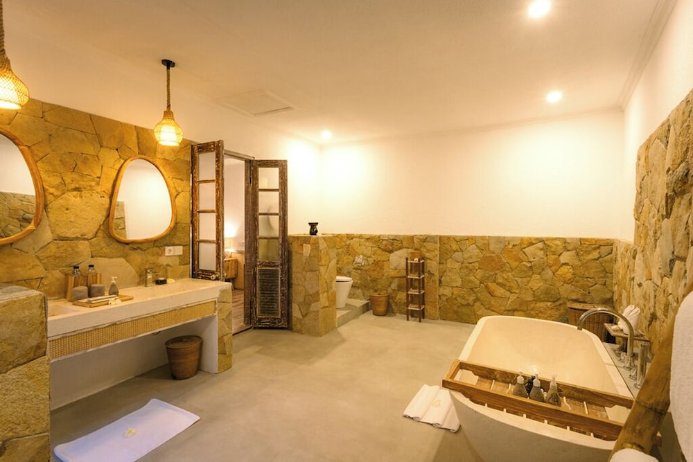Deluxe Family Bungalow - Photo 5