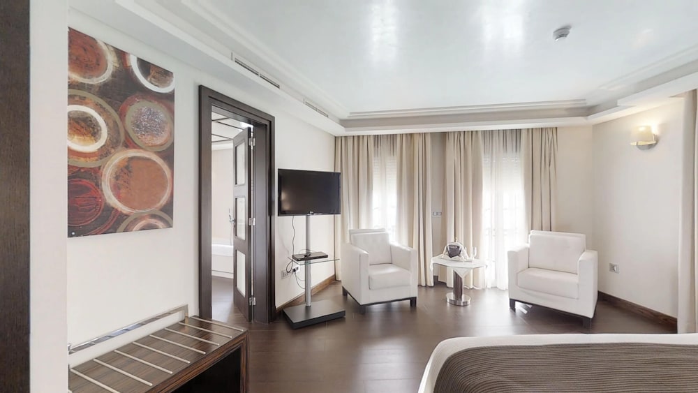 Duplex (Grand Suite) - Photo 3