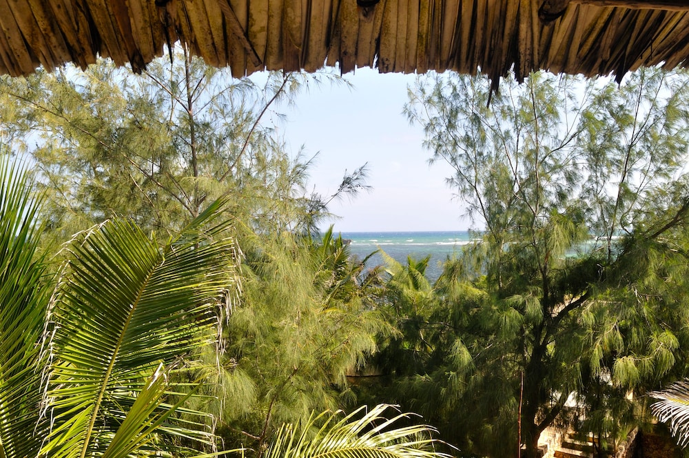 Junior Suite, Sea Facing photo 3