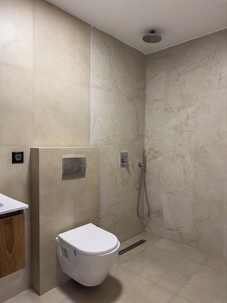 Premium Studio Suite photo 3