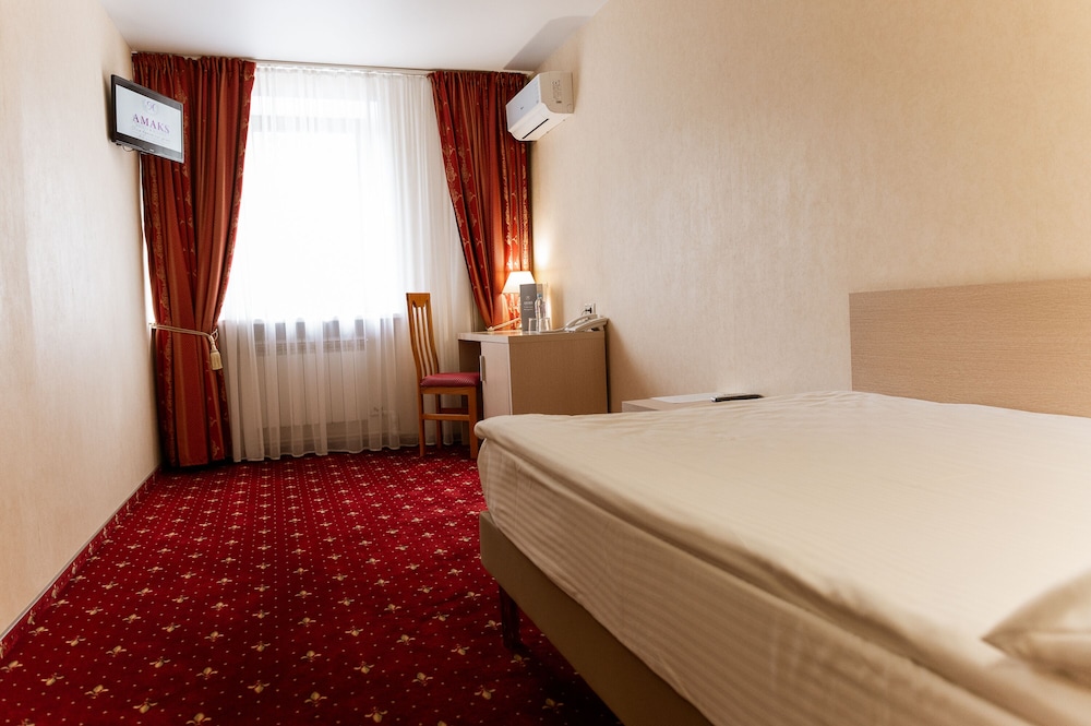 AMAKS Standard Single room with city view photo 1