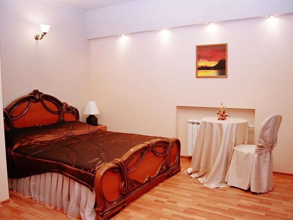 Superior Double Room, City View