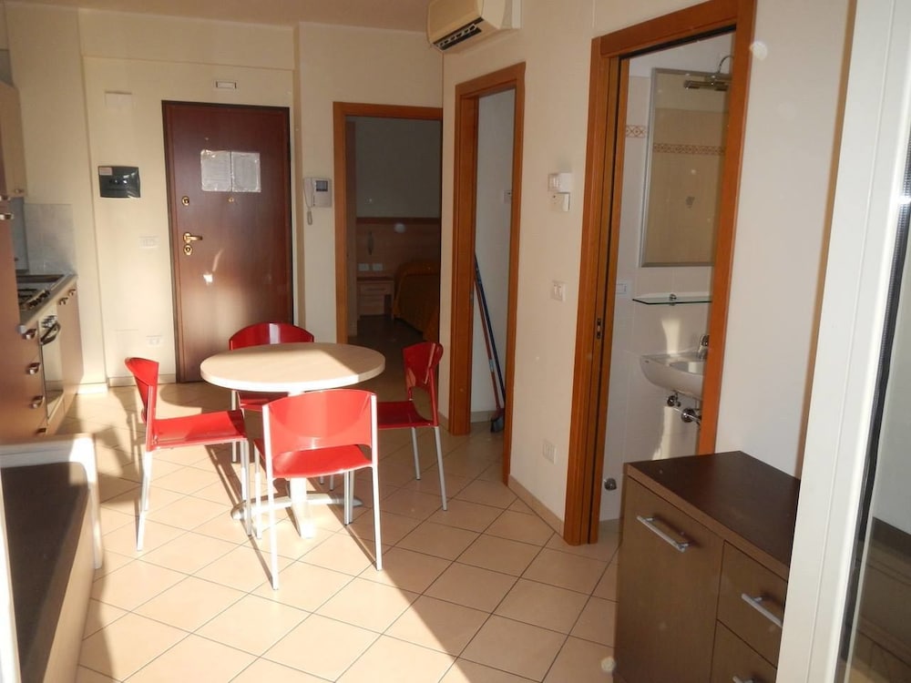 Deluxe Apartment, 2 Bedrooms photo 2