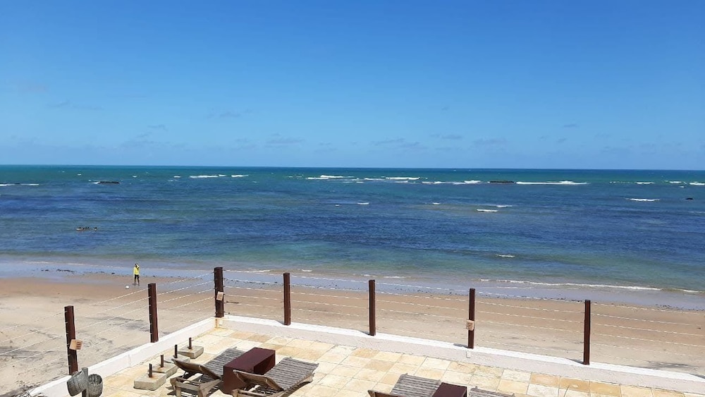 Comfort Studio Suite, 1 King Bed, Beach View photo 2