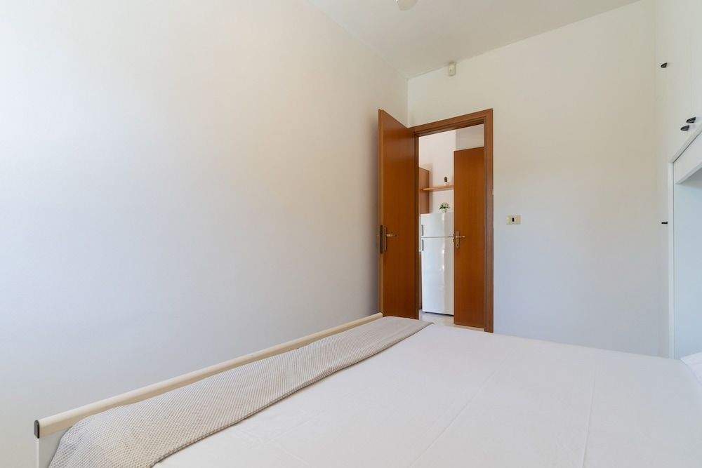 Basic Apartment