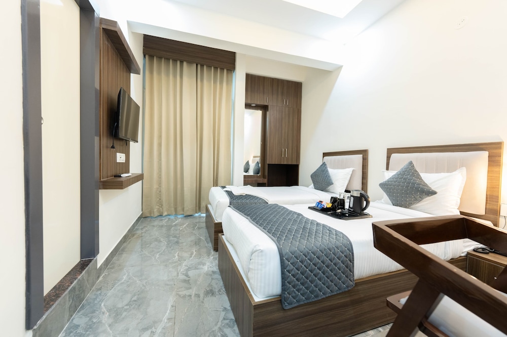 Premium Single Room, 1 Double Bed