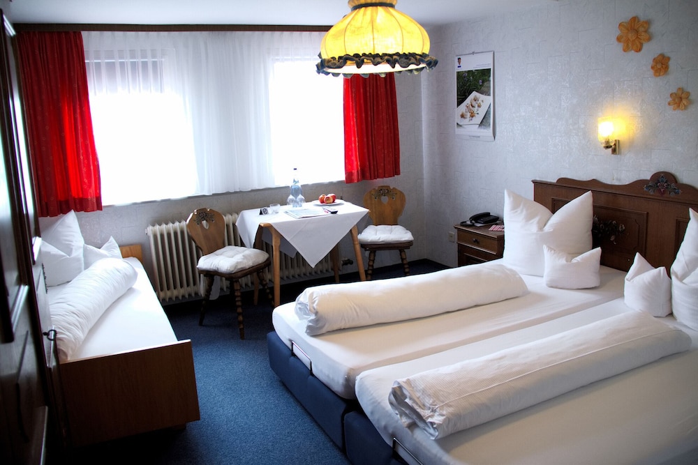 Economy Double Room - Photo 2