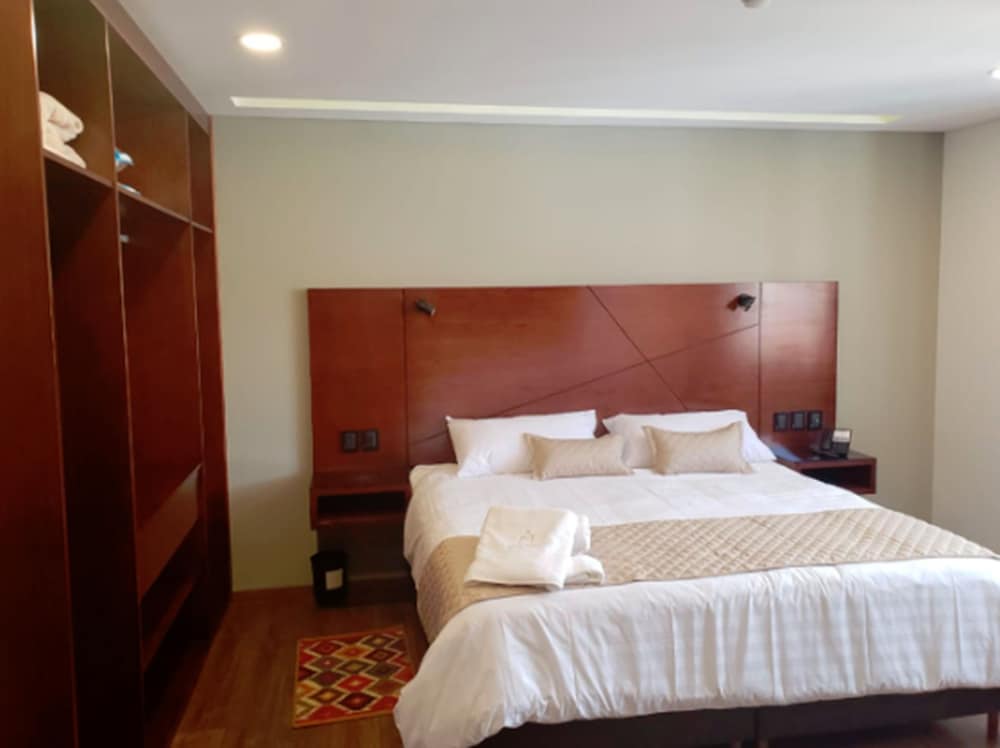 Mitru suite