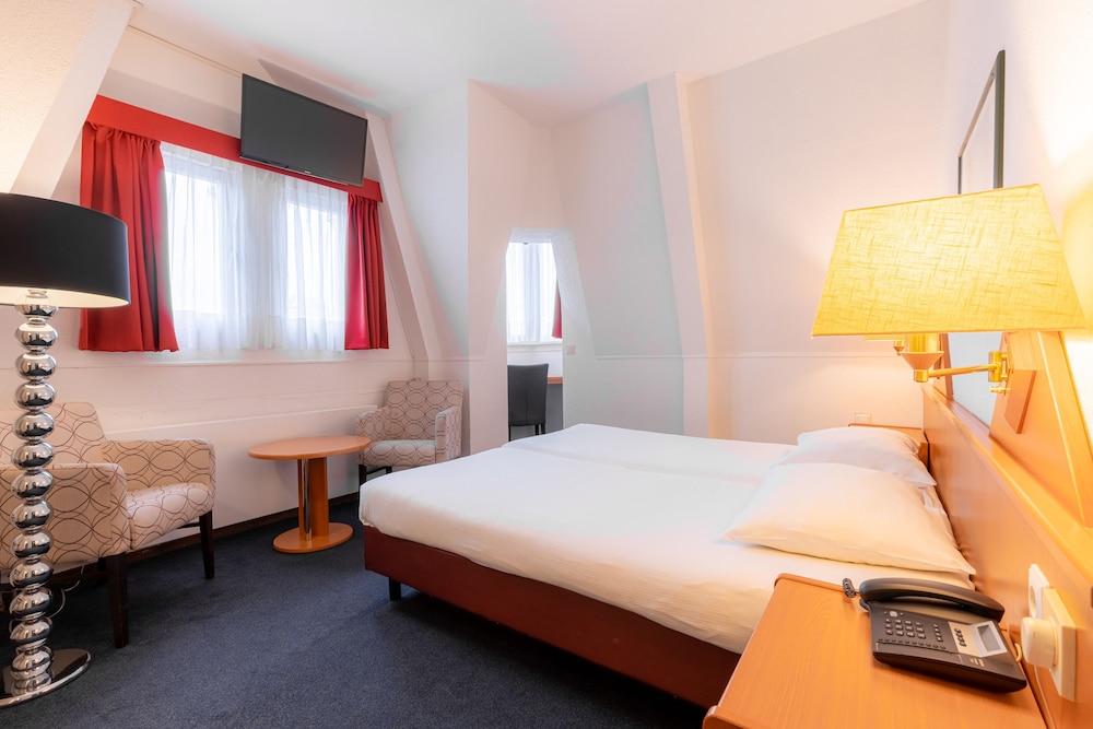 Standard Room photo 1