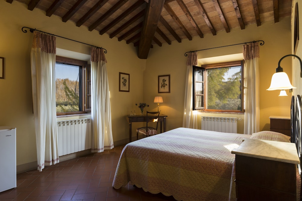 Double or Twin Room (origano) photo 1
