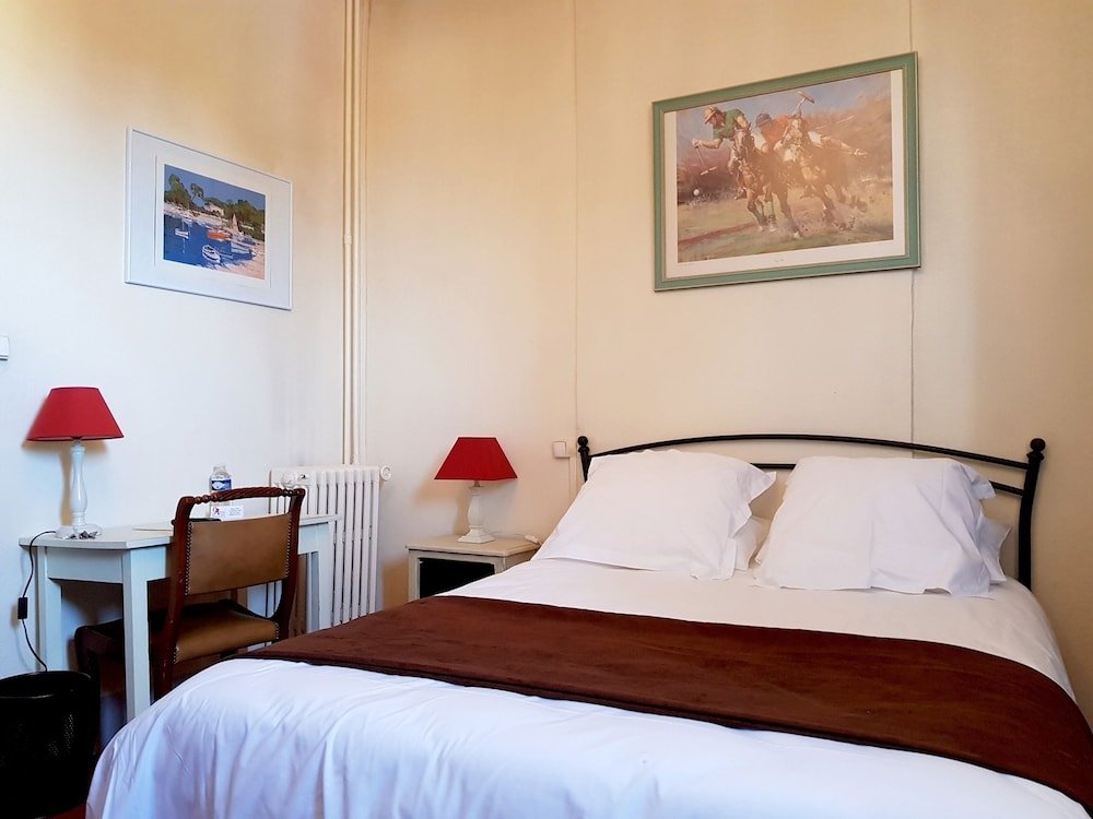 Standard Double Room photo 2