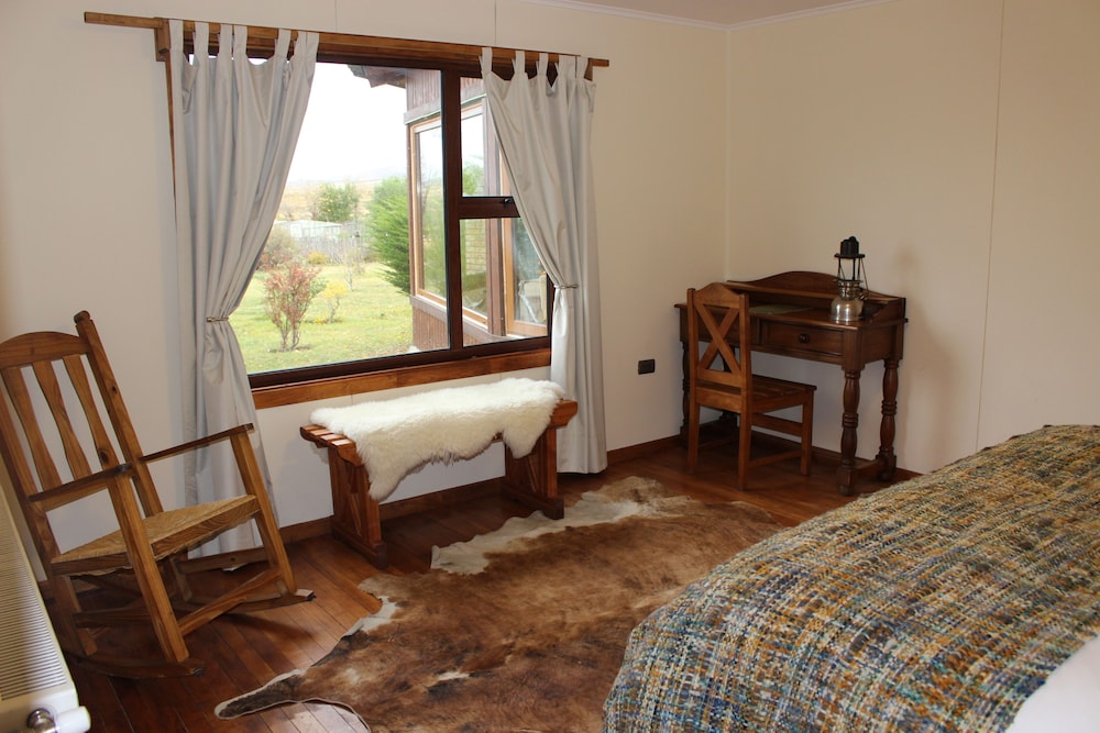Superior Double or Twin Room, Private Bathroom photo 3