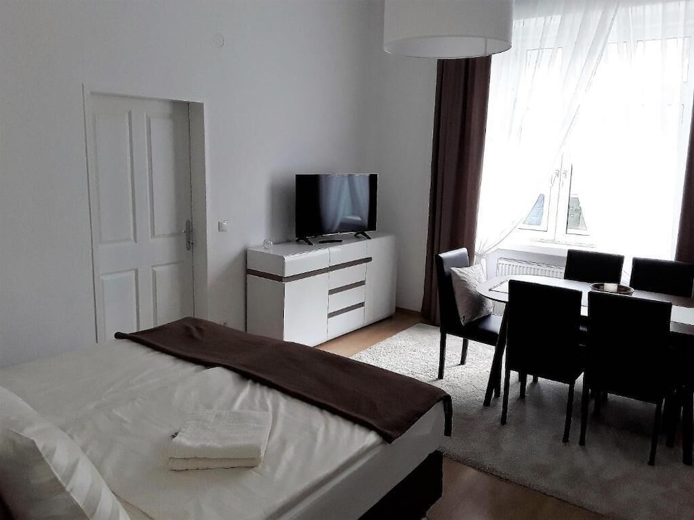 Apartment, 2 Bedrooms (20)